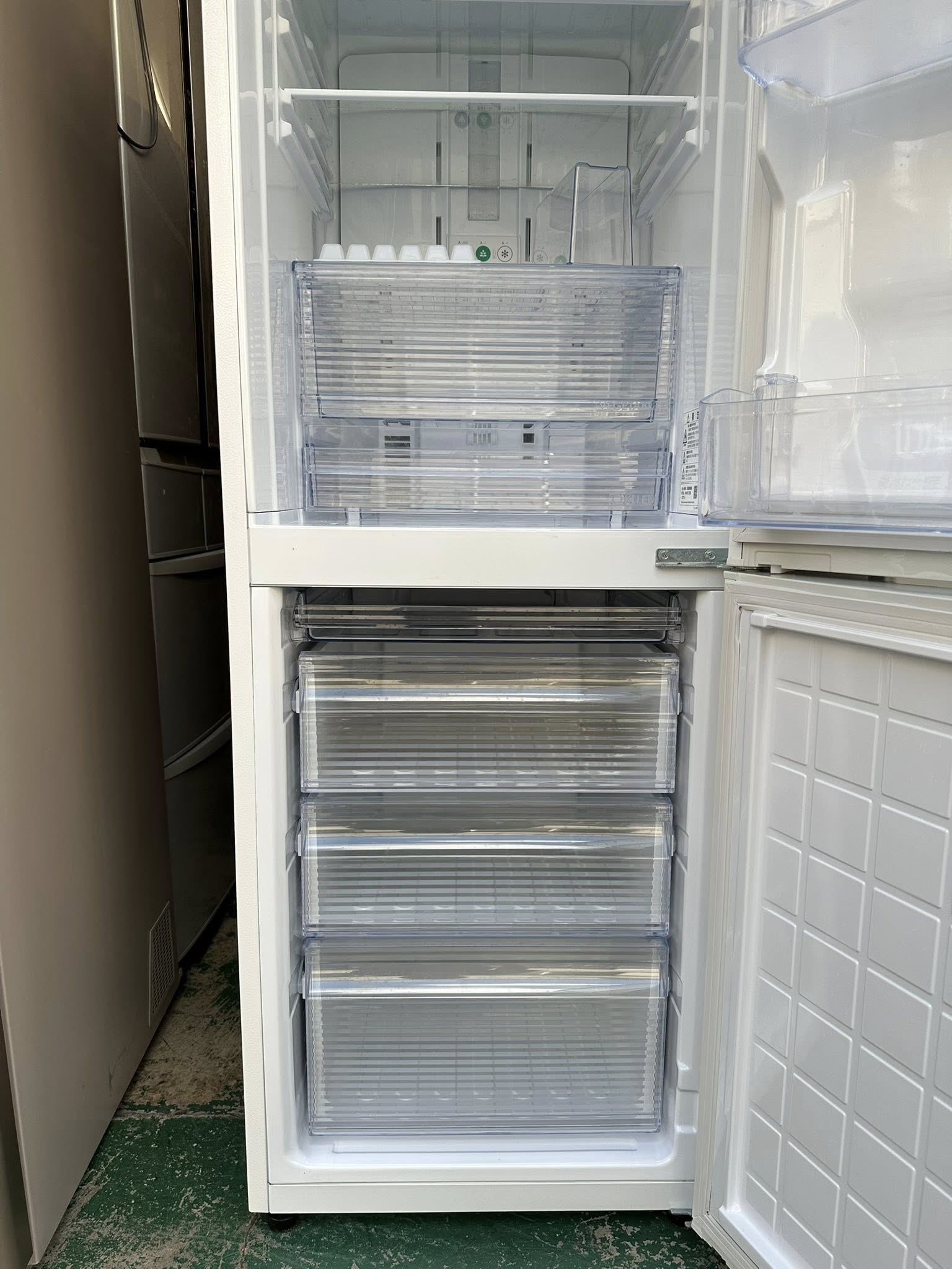 Tủ lạnh Sharp 2020 280L TL510234 561839954 1170662364999781 7587263685779758908 n